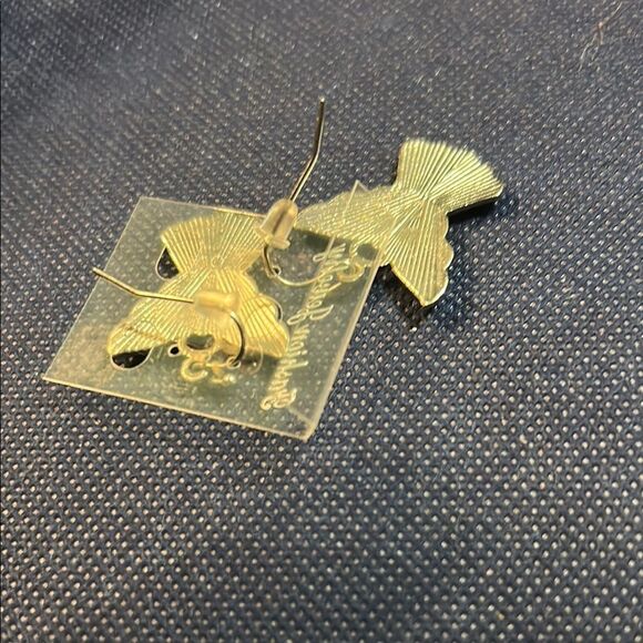 Patriotic Angel Earrings - Picture 3 of 3